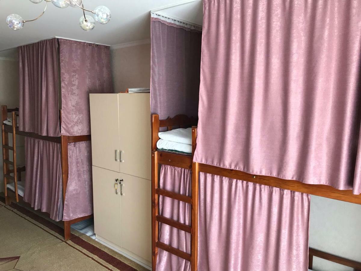 Tunduk Hostel Bisjkek Eksteriør billede